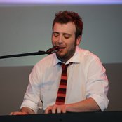 Raphael Gualazzi - List pictures