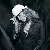 Chante Moore - List pictures