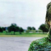 Milla Jovovich - List pictures