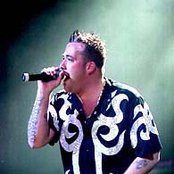Uncle Kracker - List pictures