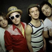 Holloways - List pictures