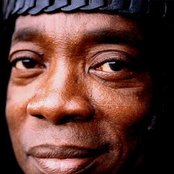 Milton Nascimento - List pictures