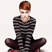 Chloe Howl - List pictures