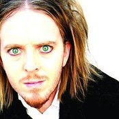 Tim Minchin - List pictures