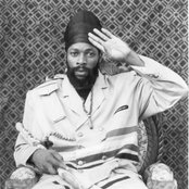 Capleton - List pictures