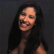 Selena - List pictures