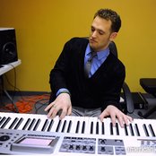 Matt Giraud - List pictures