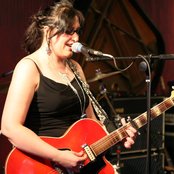 Elena Siegman - List pictures