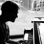 Aaron Kelly - List pictures