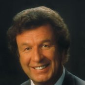 Bill Gaither - List pictures