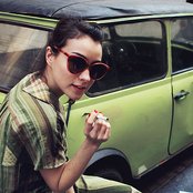 Russian Red - List pictures