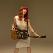 Kim Lenz - List pictures