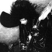 Poison - List pictures