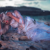 Kerli - List pictures