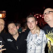 Seconds Away - List pictures