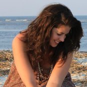 Beth Crowley - List pictures