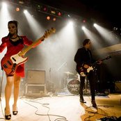 Von Bondies - List pictures