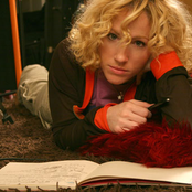 Aslyn - List pictures