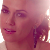 Jana Kramer - List pictures
