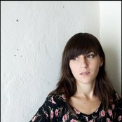 Nite Jewel - List pictures