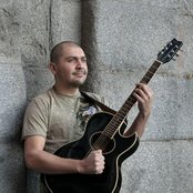 Reyli Barba - List pictures