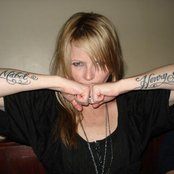 Kay Hanley - List pictures
