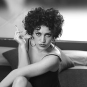 Elena Gadel - List pictures