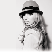 Nadine Coyle - List pictures