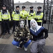Rubberbandits - List pictures
