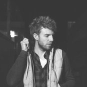 Andrew Belle - List pictures