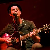 G. Love - List pictures