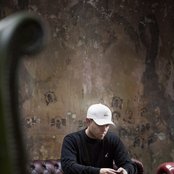 Dj Shadow - List pictures