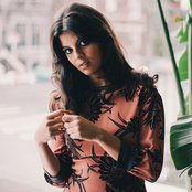 Nikki Yanofsky - List pictures