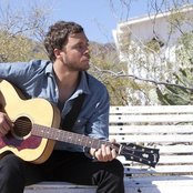Amos Lee - List pictures