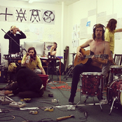 Liars - List pictures