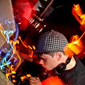 Rustie - List pictures