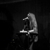 Menace Ruine - List pictures