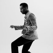 Leon Bridges - List pictures