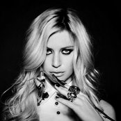 Gin Wigmore - List pictures