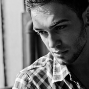 Simon - List pictures