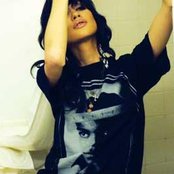 Nomi - List pictures