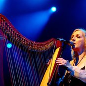 Moya Brennan - List pictures