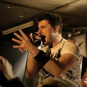 None - List pictures