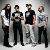 Love & Death - List pictures