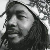 Peter Tosh - List pictures