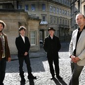 Crowded House - List pictures