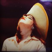 Anna Wise - List pictures