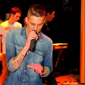 Dean Raven - List pictures