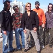 Fozzy - List pictures