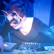 Dasha Rush - List pictures